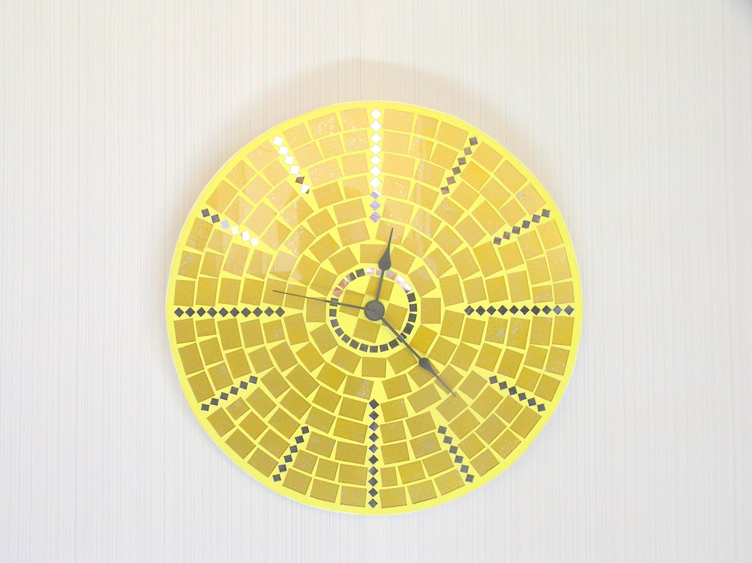 Yellow mosaic wall clock sunny golden honey lemon sun large home decor mirror pieces