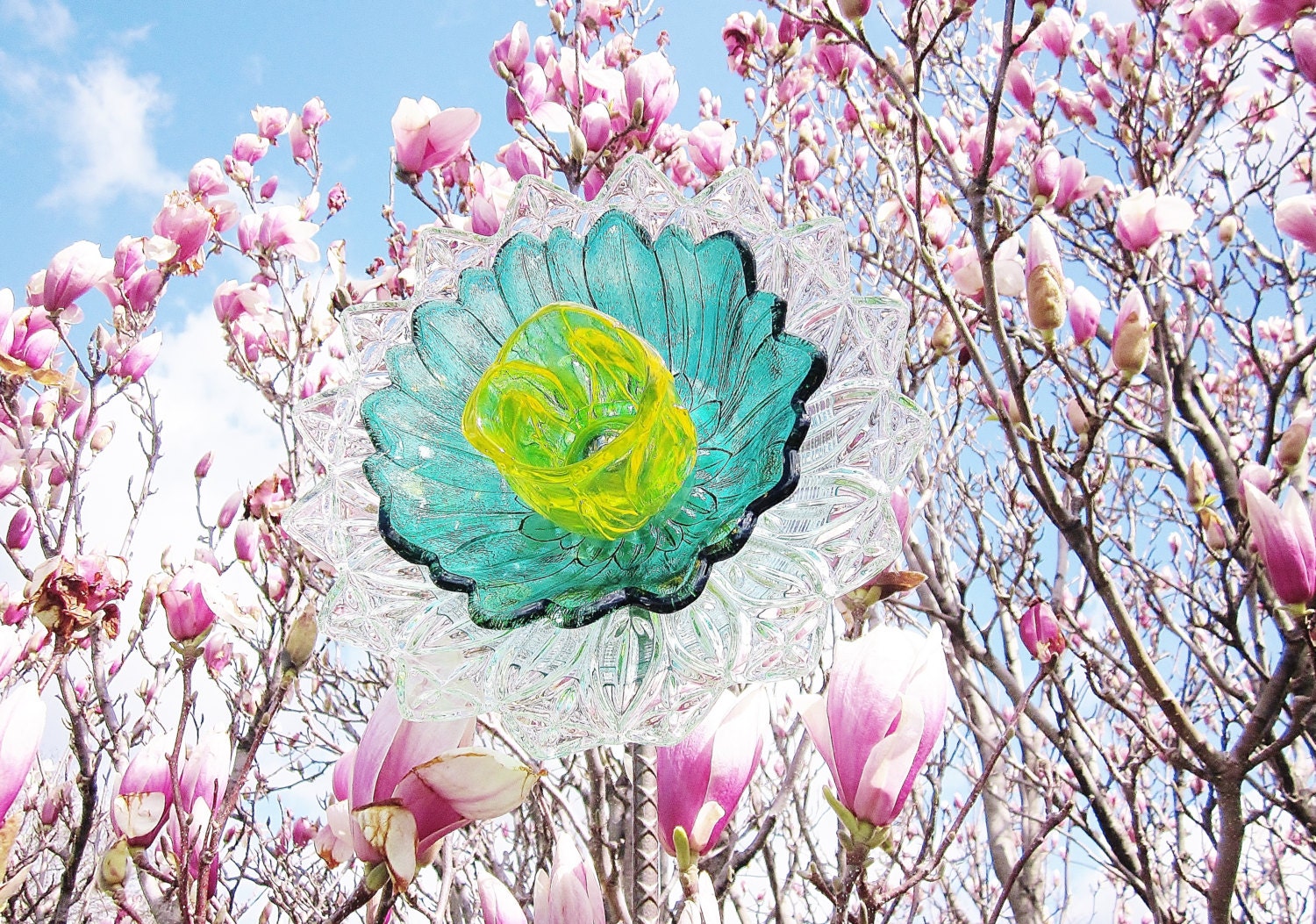 Yard Art Garden Decor Suncatcher Flower Reclaimed Material Mothers Day Gift Idea CALLIA Repuposed Glass