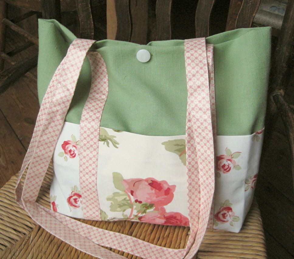 bag tote, 6 pocket bag, knitting bag, shoulder bag, purse, tote, floral vintage country fabrics