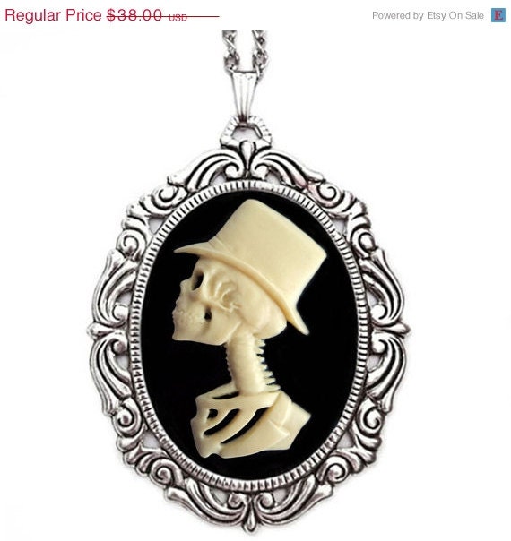 Skeleton Man Cameo Necklace - Lolita's Groom - Gothic Jewelry