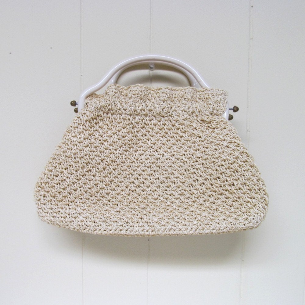 Vintage 1950s Purse / 50s Ivory Crocheted Raffia Handbag