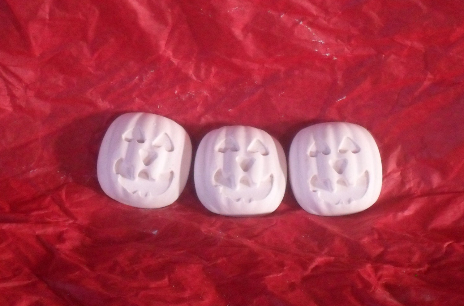 Jack o Lantern/Pumpkin Magnets set of 4. Hand Poured Plaster Craft. Ready to Paint Craft.