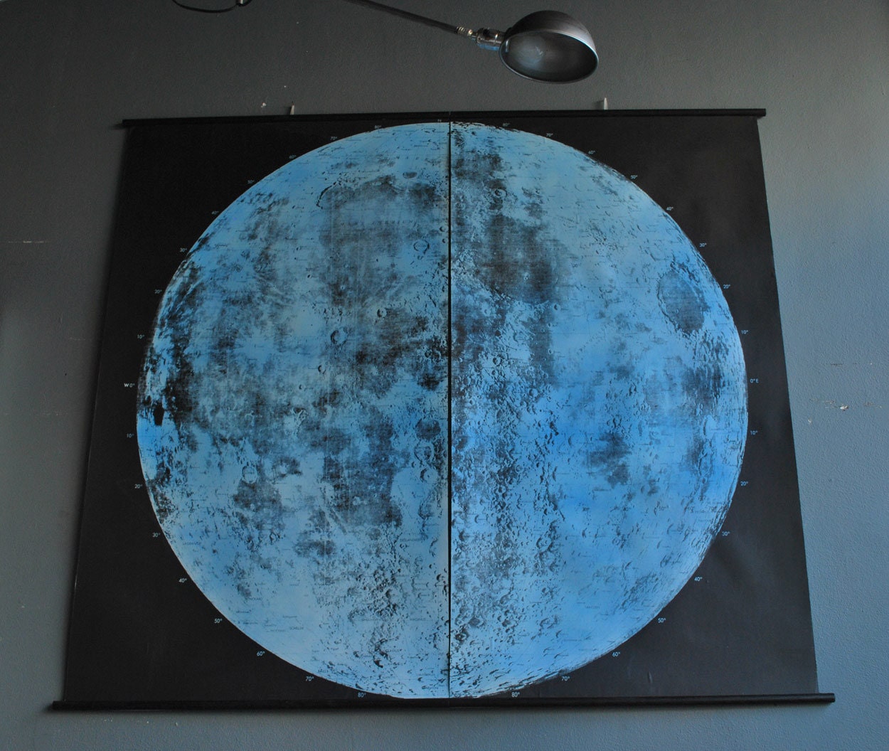 Very Large Moon Chart