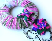 Yarn wreath,spring wreath,wall decor,nursery  decoration,baby room,felt mobile,butterfly,flower,purple,pink,green,moss,door decor,girls room