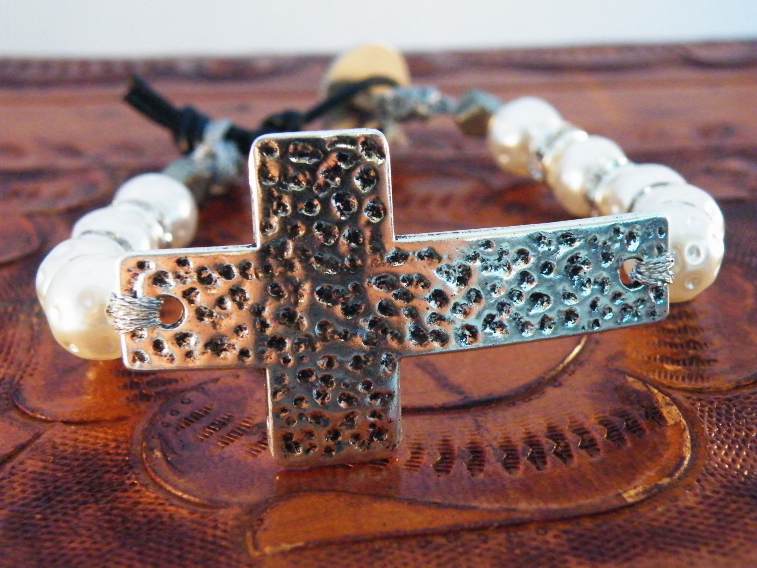 Dimple Faux Pearl Silver Sideways Hammered Cross Leather Bracelet / Winter Neutral/ Urban Modern Boho Chic/ Free Shipping