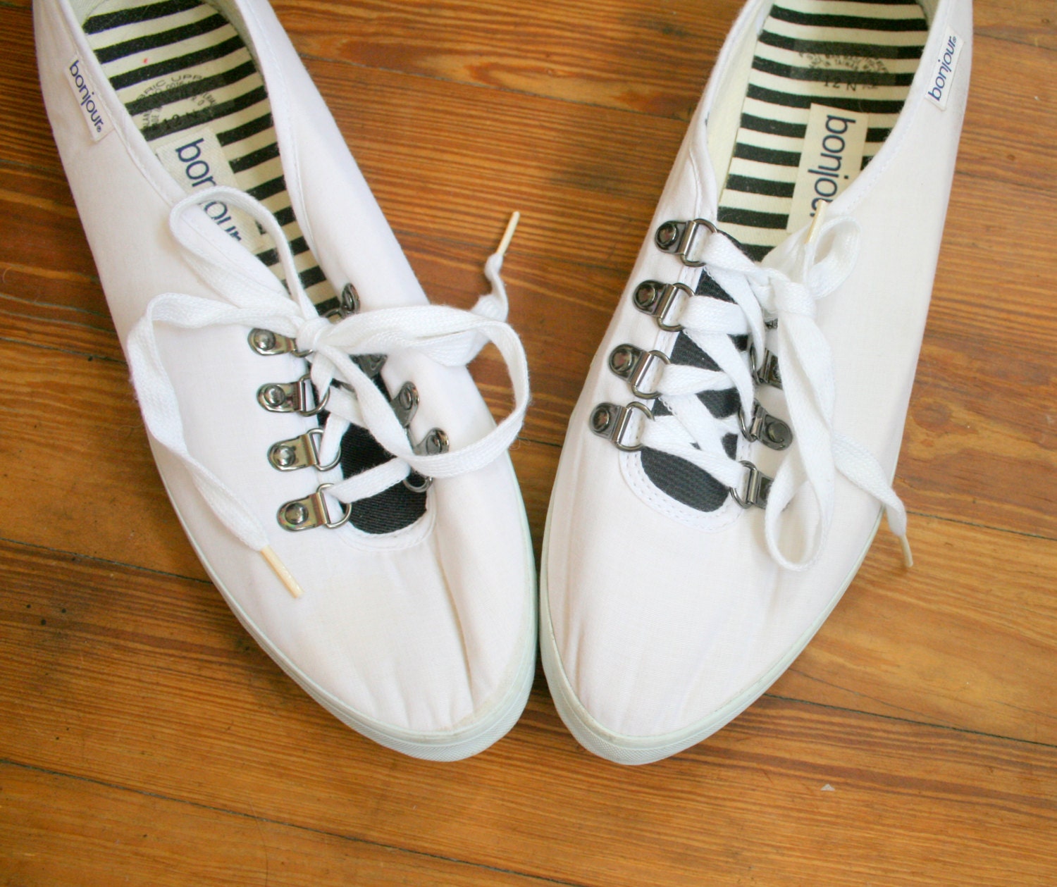 1980s BLACK and WHITE Lace Ups....size 12 womens.....flats. shoes. sneaker. hipster. boho. urban. mod. bonjour. rad. tennis shoes