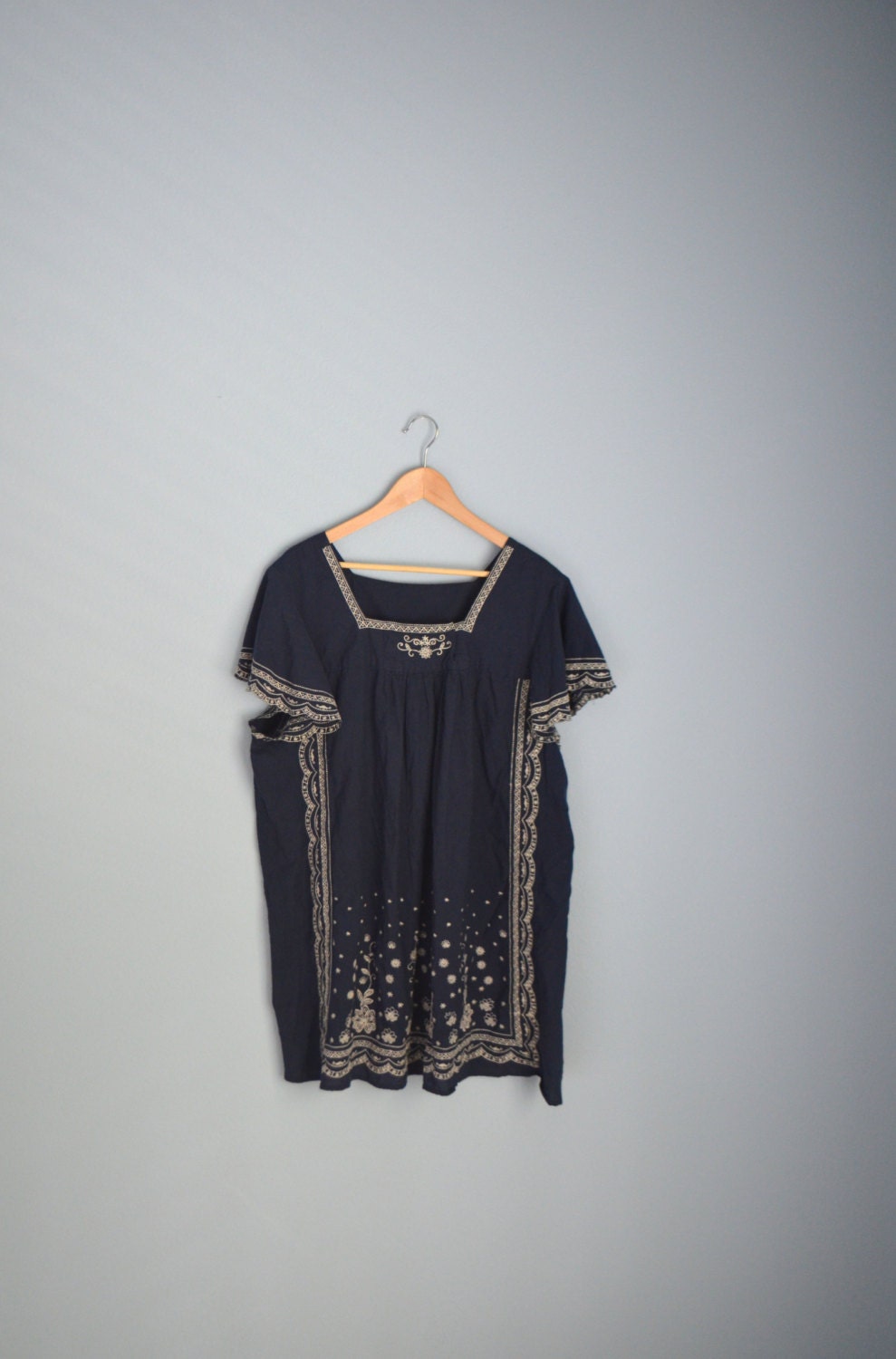 Vintage 80s 90s Embroidered Navy Blue Blouse // tunic // dress // womens xlarge oversized
