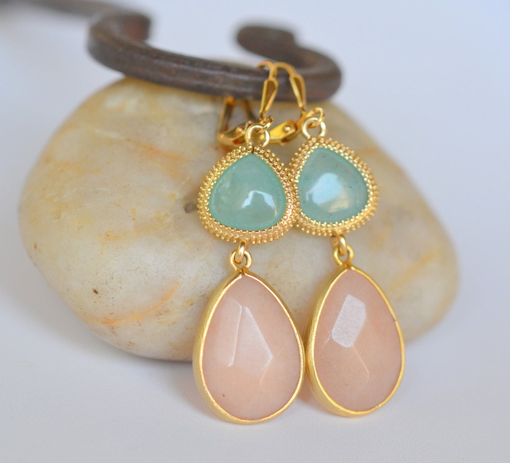 Soft Peach Teardrop and Grayed Jade Oval Dangle Earrings. Spring Fashion Earrings. Peach Green Jewel Earrings.