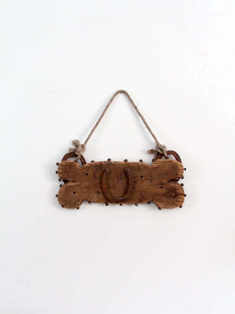 Rustic Wood Sign / Vintage Horse Shoe Sign