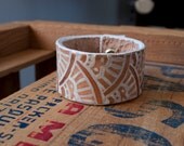 RISHA CUFF - White Fan Small