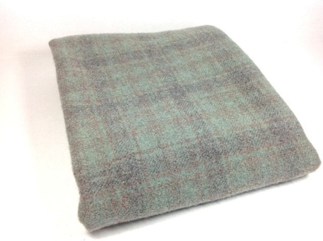 Rug Hooking Wool, 1 yard, Blue and Gray Plaid, J664