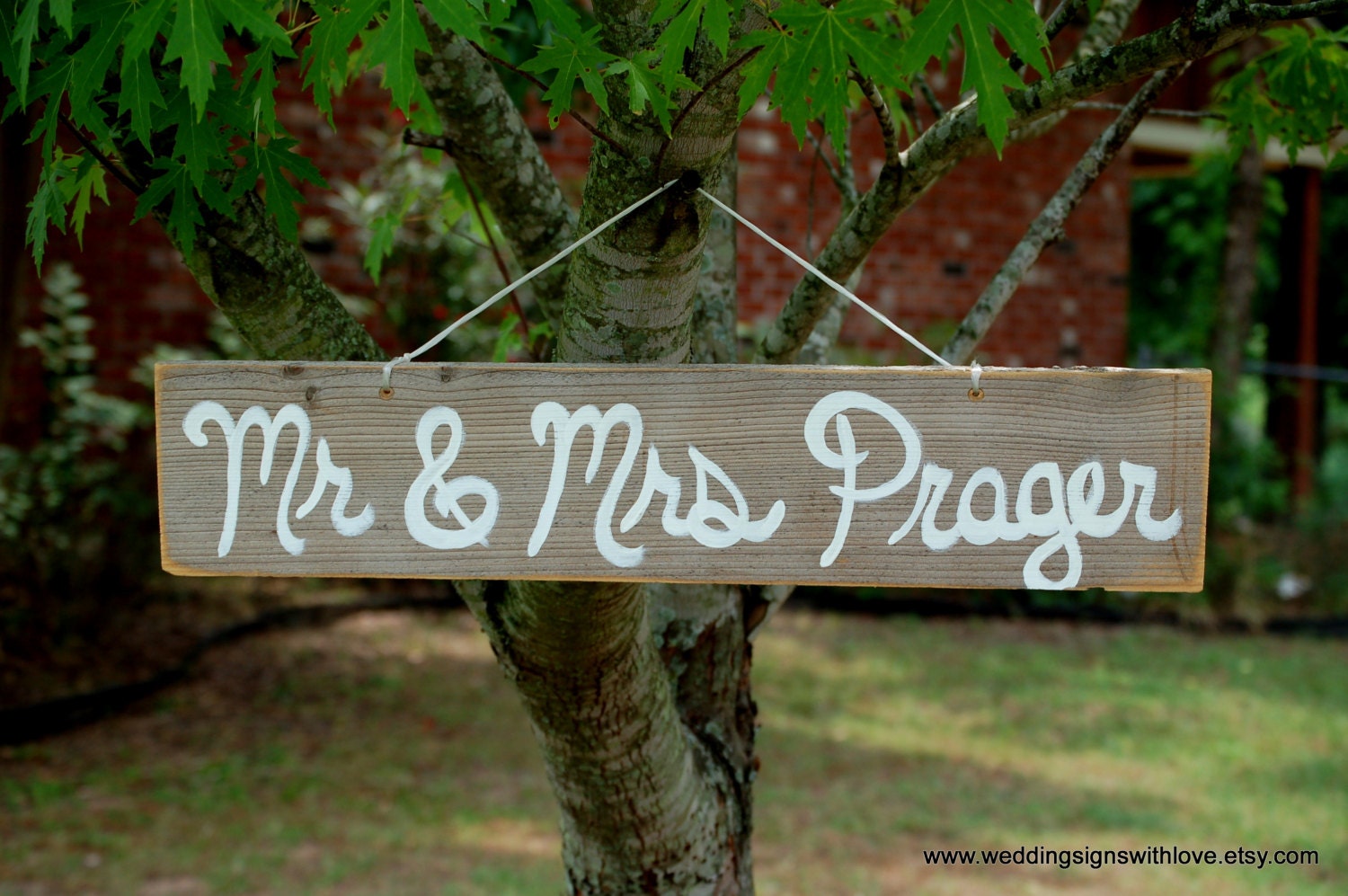 Mr & Mrs Last Name Sign Photo Props Country Weddings. Hand Held Signs Just Married Sign Wedding Photo Props Rustic Wood Signs for Chair