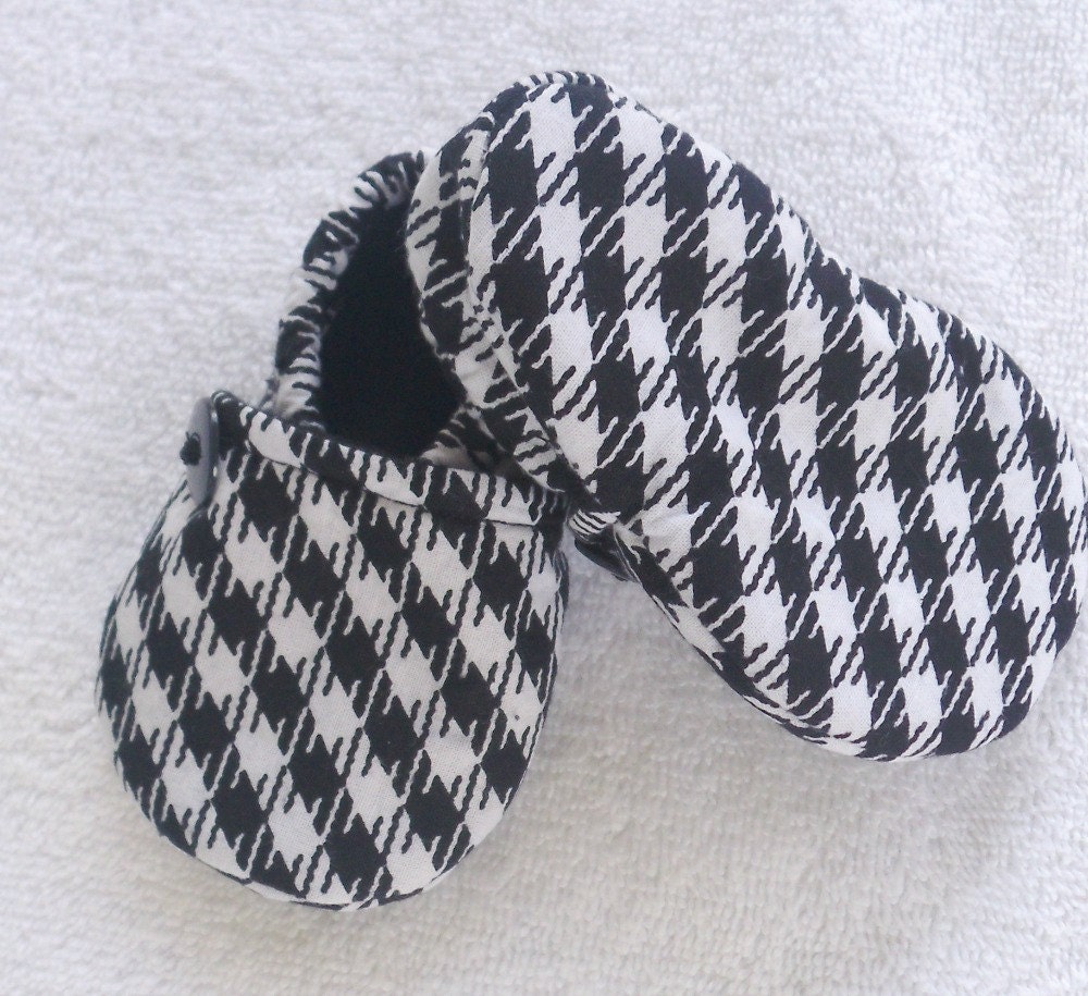 Crib Shoes Houndstooth Design