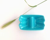 Vintage California Pottery Style Small 2 Part Server Divided Bright Turquoise Glaze Scalloped Edge On Ends Relish Candy Nuts Trinkets Dish