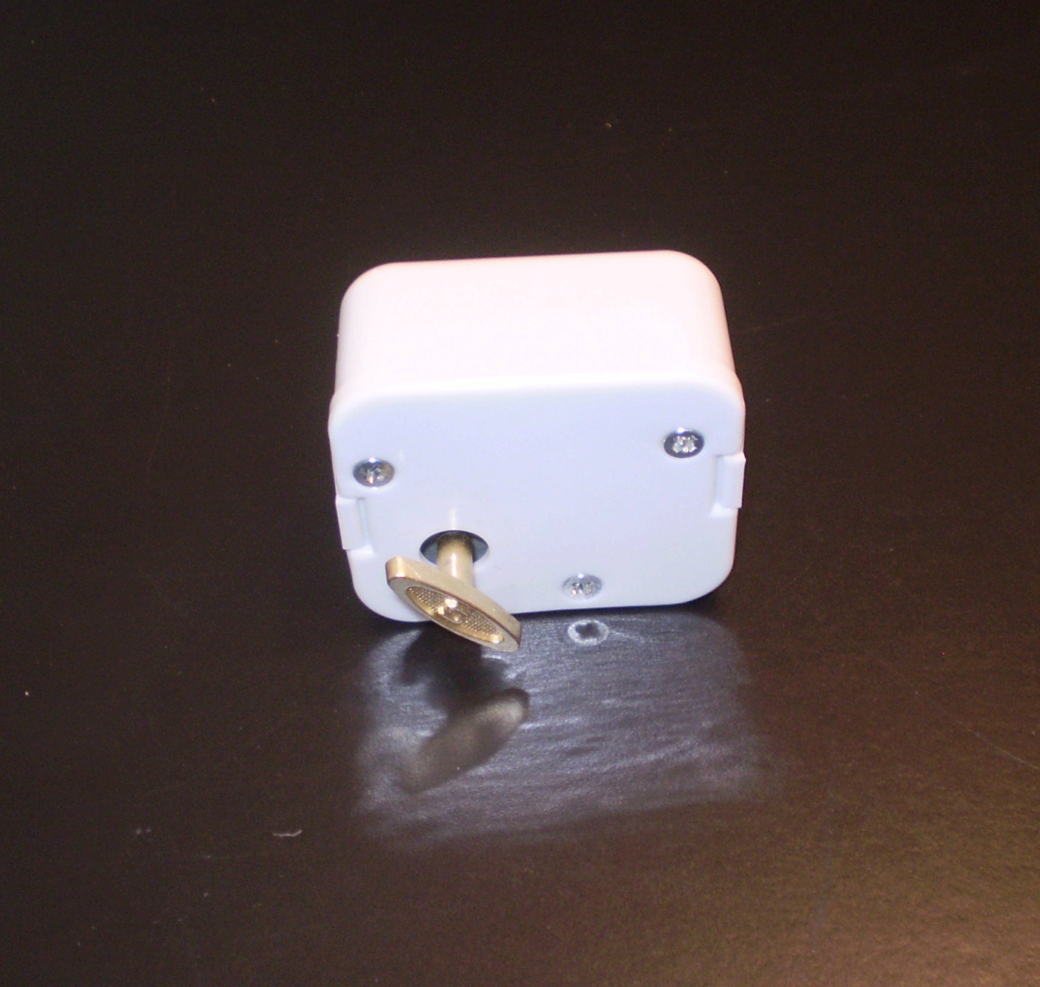 Christmas Songs - 18 Note Music Box Movements  - White Case - Many New Song Recently Added - FREE SHIPPING