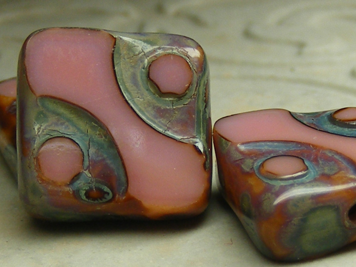 DOT IT Picasso Czech Glass Bead, 10mm Carved Square, Pink, 10 ea