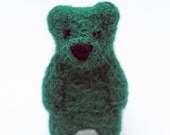 FREE SHIPPING Hand felted brooch in emerald green. Felt fashion. Little teddy bear. Animal. Fiber art. Spring Trends.