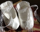 SALE Newborn Baby Girl Satin Shoes, Size 0 to 1/2, FREE SHiPPING