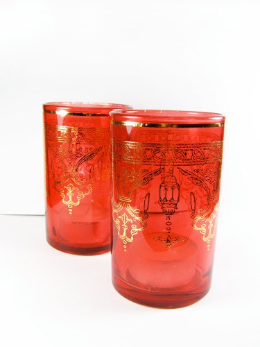 Vintage Red Glass Tea Light Candle Holders, Set of Two / Oriental Design Candle Holders / Red and Gold Candle Holders / Bougeoirs Rouge.