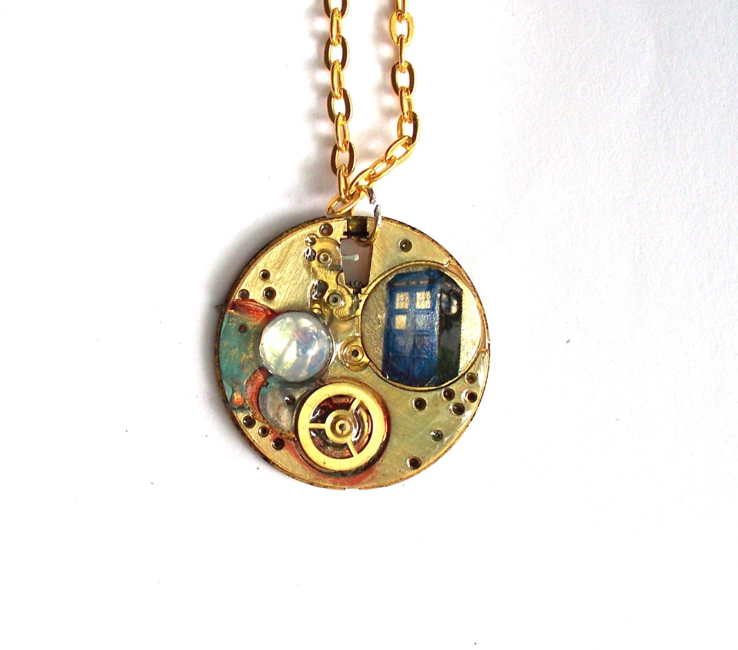 Doctor Who Necklace "Red Dwarf"