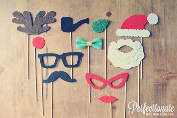 11 Felt Christmas Photo Props // Theme Wedding // Santa Hat, Beard, Reindeer Antlers, Mistletoe // Assorted Holiday Props // Christmas Props