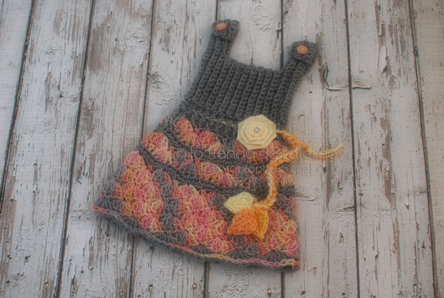 ON SALE - Crochet baby dress - Newborn baby dress - Photography prop