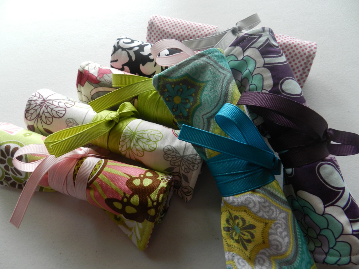 Custom Made Bridesmaids Bundle Set of 7 Travel Jewelry Rolls plus Free Shipping