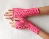 Cable Fingerless Gloves Wool Arm Warmers XO Cable Hand Warmers Pink Fingerless Mittens Warm Winter Gloves Cable Gloves Womens Mittens KG0048