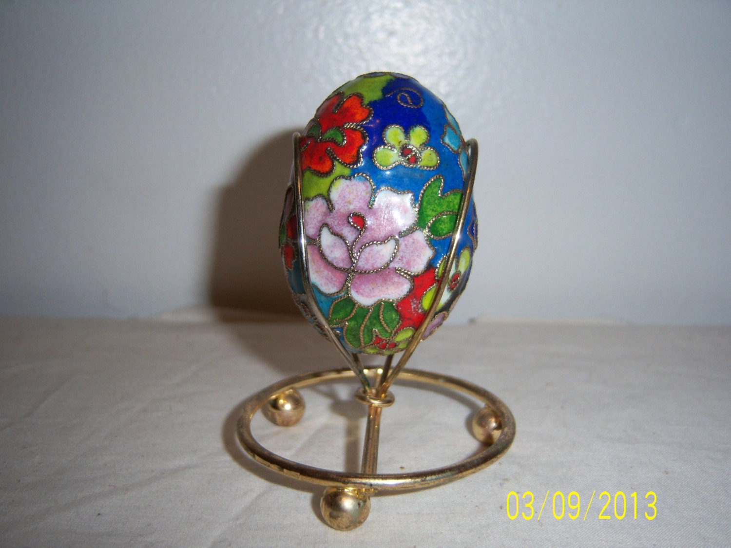 Enamel Cloisonne Egg  -   Enameled Cloisonne Easter Eggs  -  1970s Cloisonne Asian Egg With Metal Stand  - Russia
