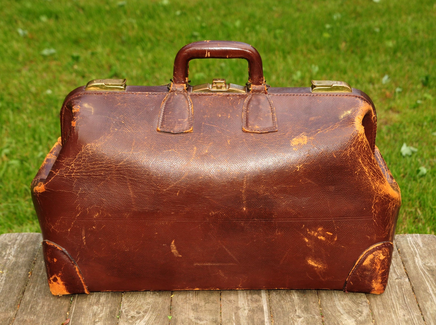 doctors bag, leather,brass, leather interior, antique, A and J Levin, San Francisco, Indestructo, lugage, overnight, weekender