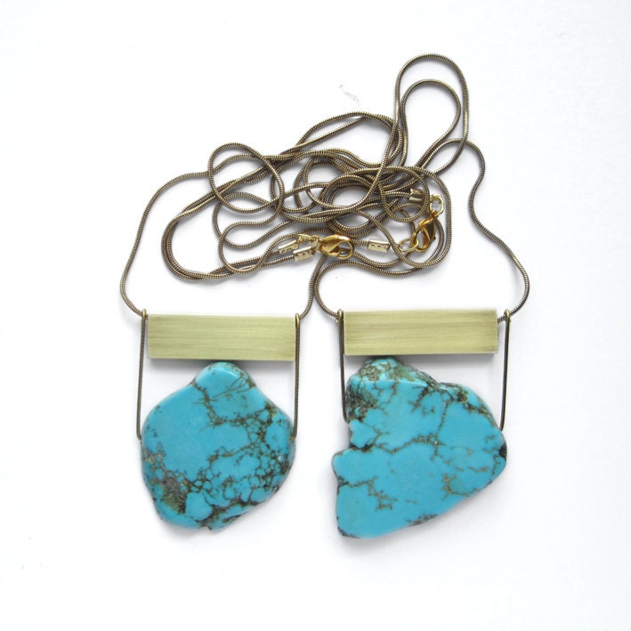 NEW - Turquoise Howlite Gemstone necklace