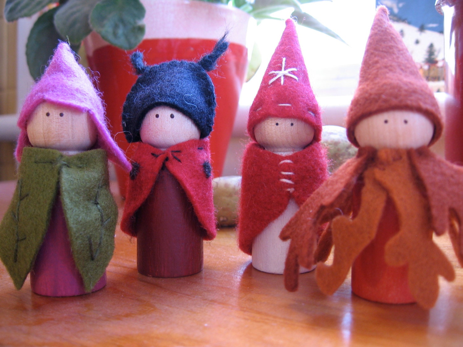 Seasonal Peg Doll set of 4