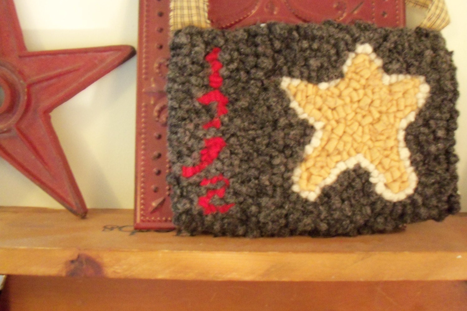 Primitive Style Hand Hooked Star Rug Shelf Sitter  Hanger Candle Keep Mug Keep