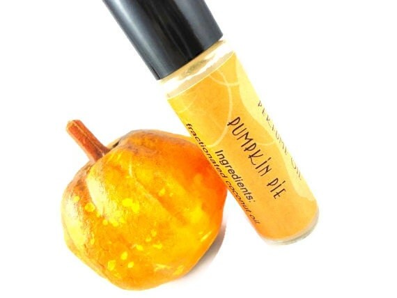 Pumpkin Pie Perfume Oil - Pumpkin, Nutmeg, Vanilla - Fall Favorite