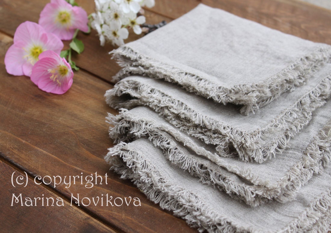Linen Napkin. Natural color, Ruffled Edge, Classic Rustic Style, Lunch Napkin. Set of 4. Ready to ship.