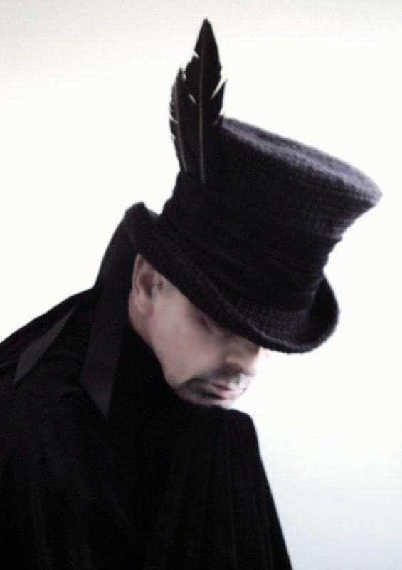Raven Man's top hat mad hatter