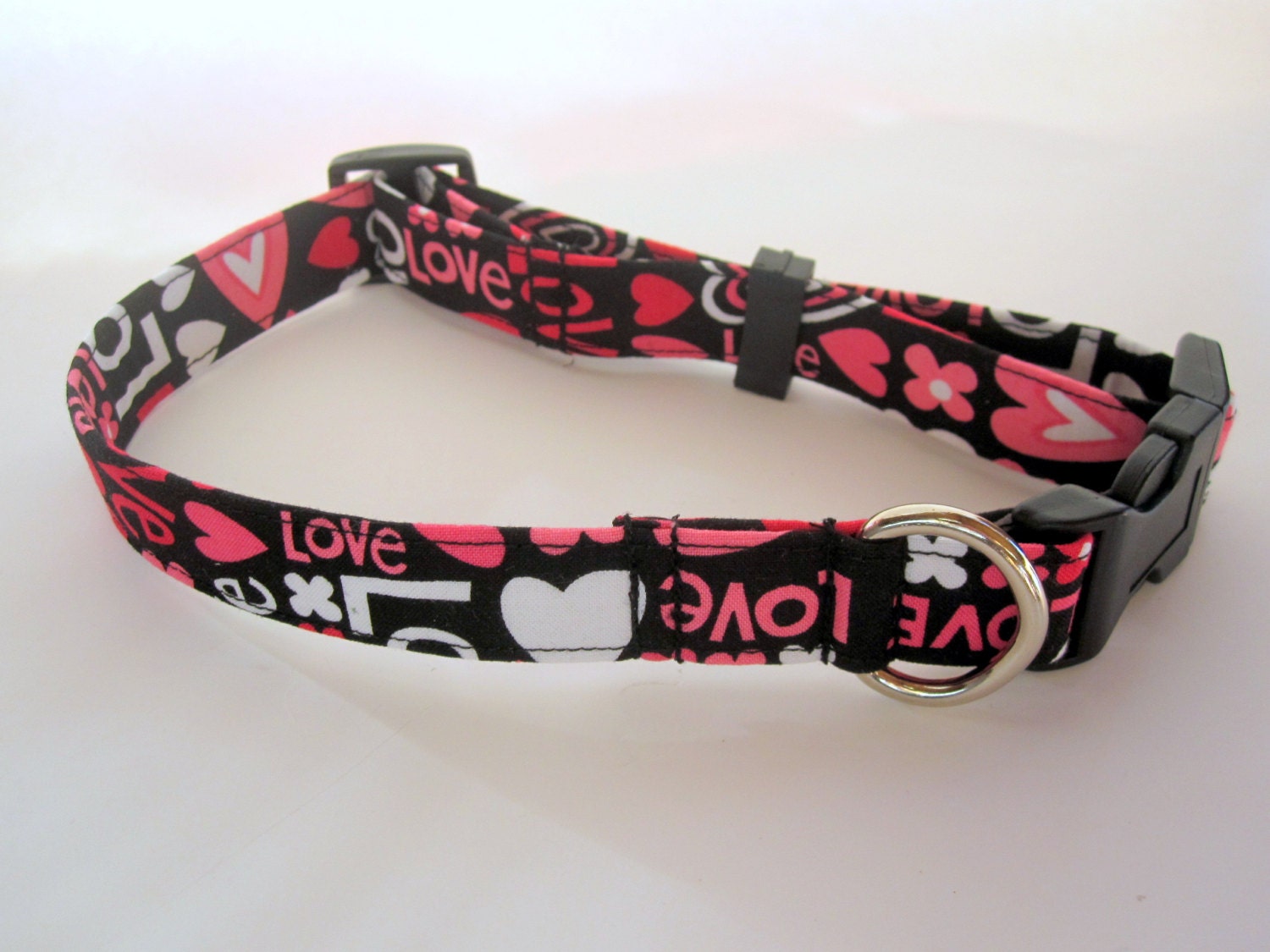 Valentine Dog Collar size Medium