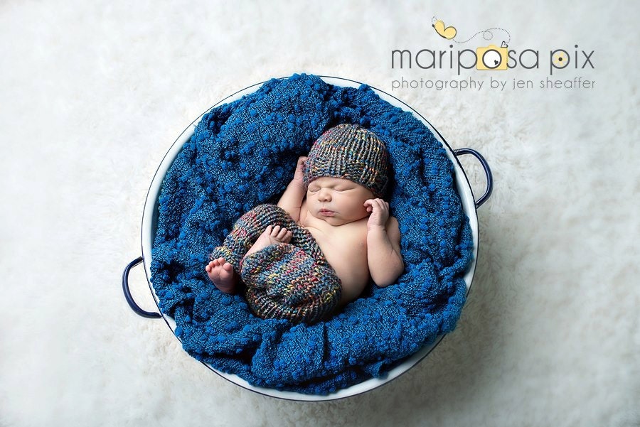 Newborn Hat and Pant Set