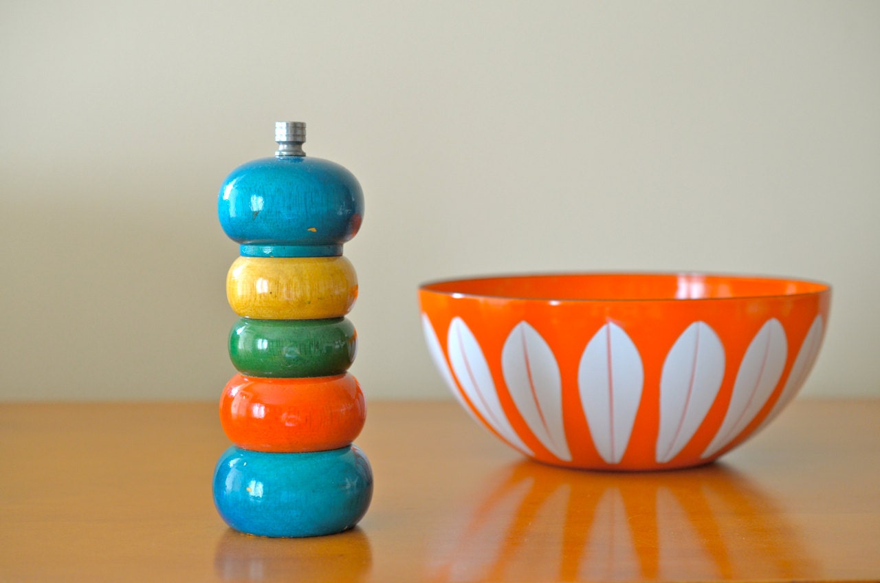 Vintage Colorful 1980s  Wooden Pepper Mill Grinder, Kitchen, Olde Thompson, Housewarming, Wedding Gift, Chef, Yellow, Blue, Green, Orange