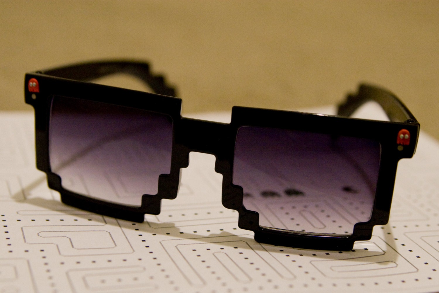 8-Bit Glasses (Theme Pacman)