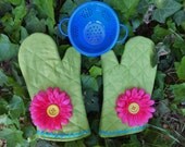 Lime Green Oven Mitt Set -  Insulated Hot Pad, Wild Crow Farm. Lime and Hot Pink Kitchen