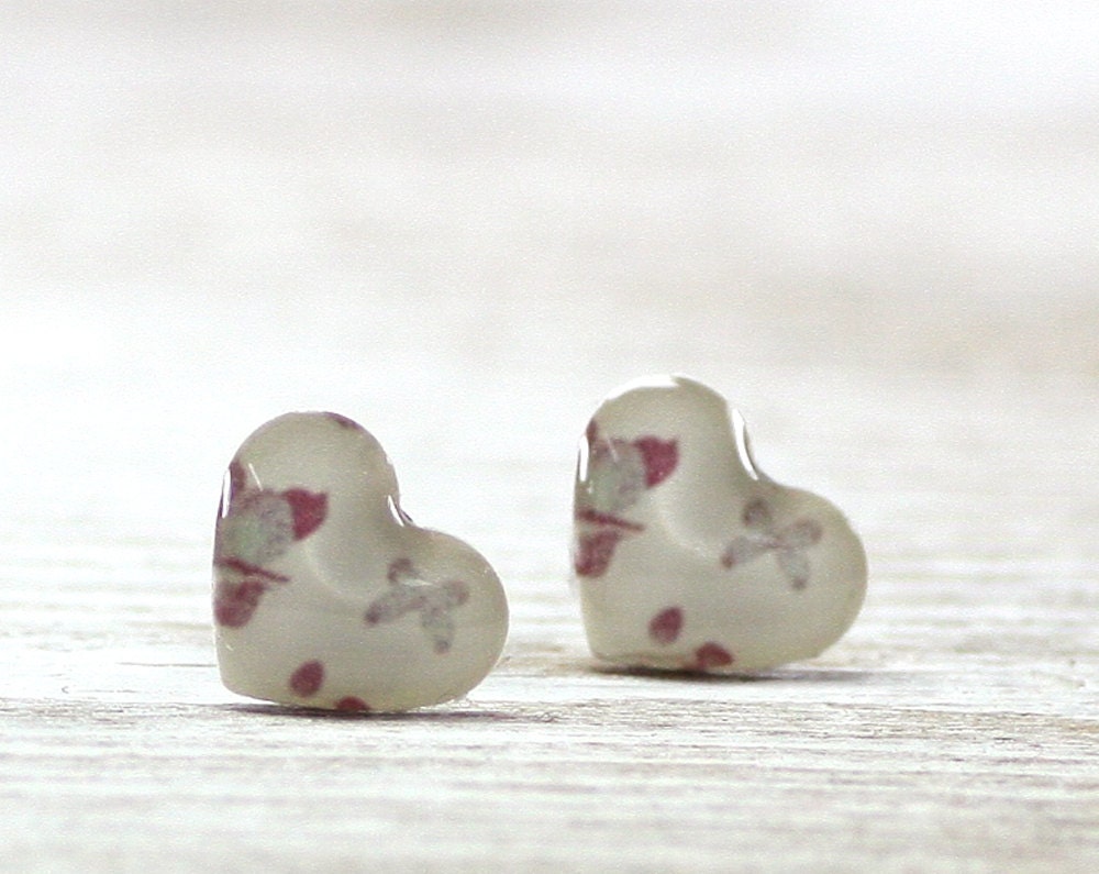 White Heart Earrings Studs , Pink, Cream, Butterfly, Red, Valentine's Day, Shabby Chic, серьги, сережки