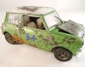 Mini Cooper 1/24 scale model car in green