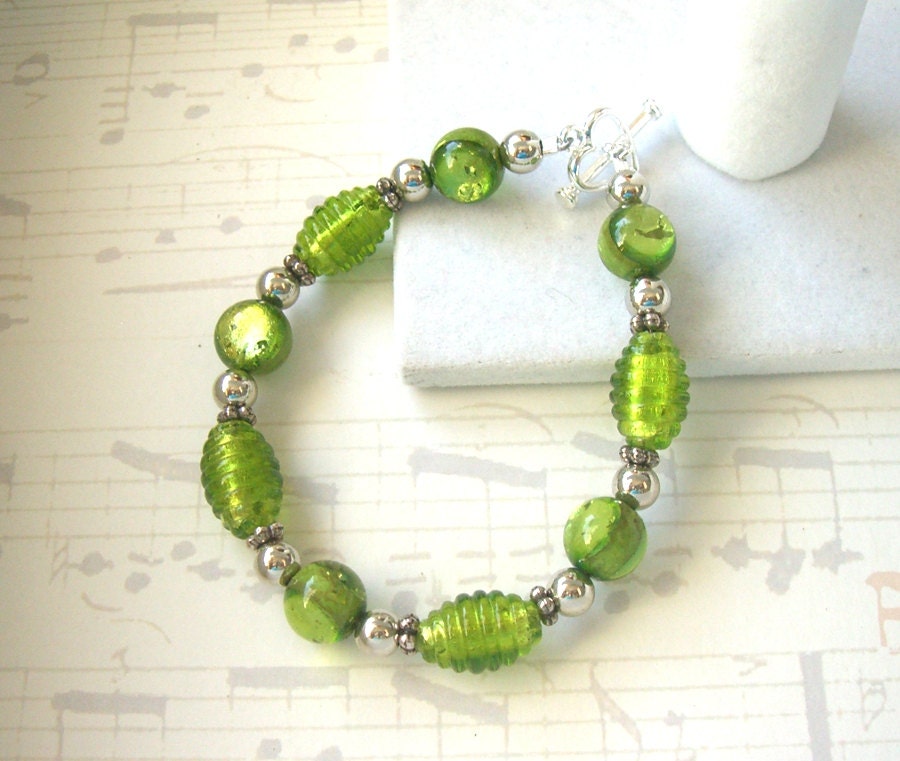 Beaded Bracelet, Green Bracelet, Bead bracelet, beaded jewelry, glass bead bracelet, lime green, green jewelry