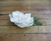 Ivory silk flower with green leaves - "Evelyn"