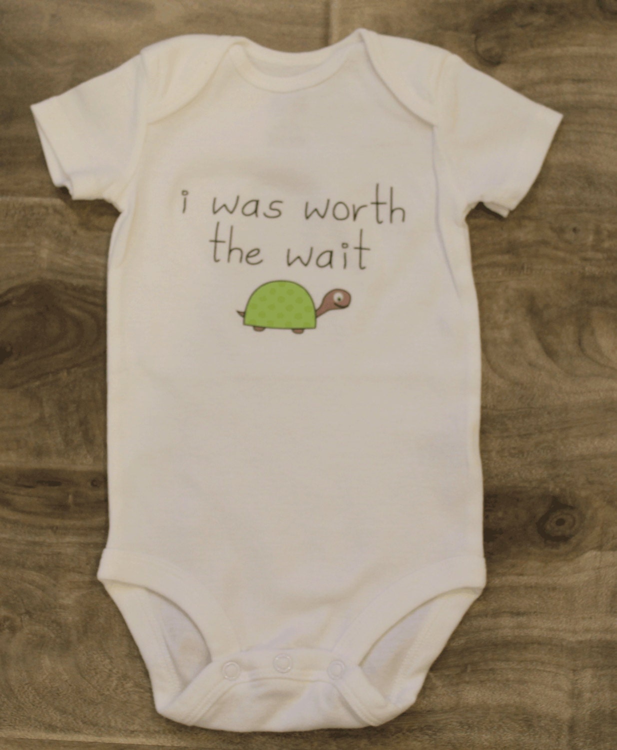 newborn cute bodysuit / onesie - i was worth the wait slogan - green gender neutral turtle