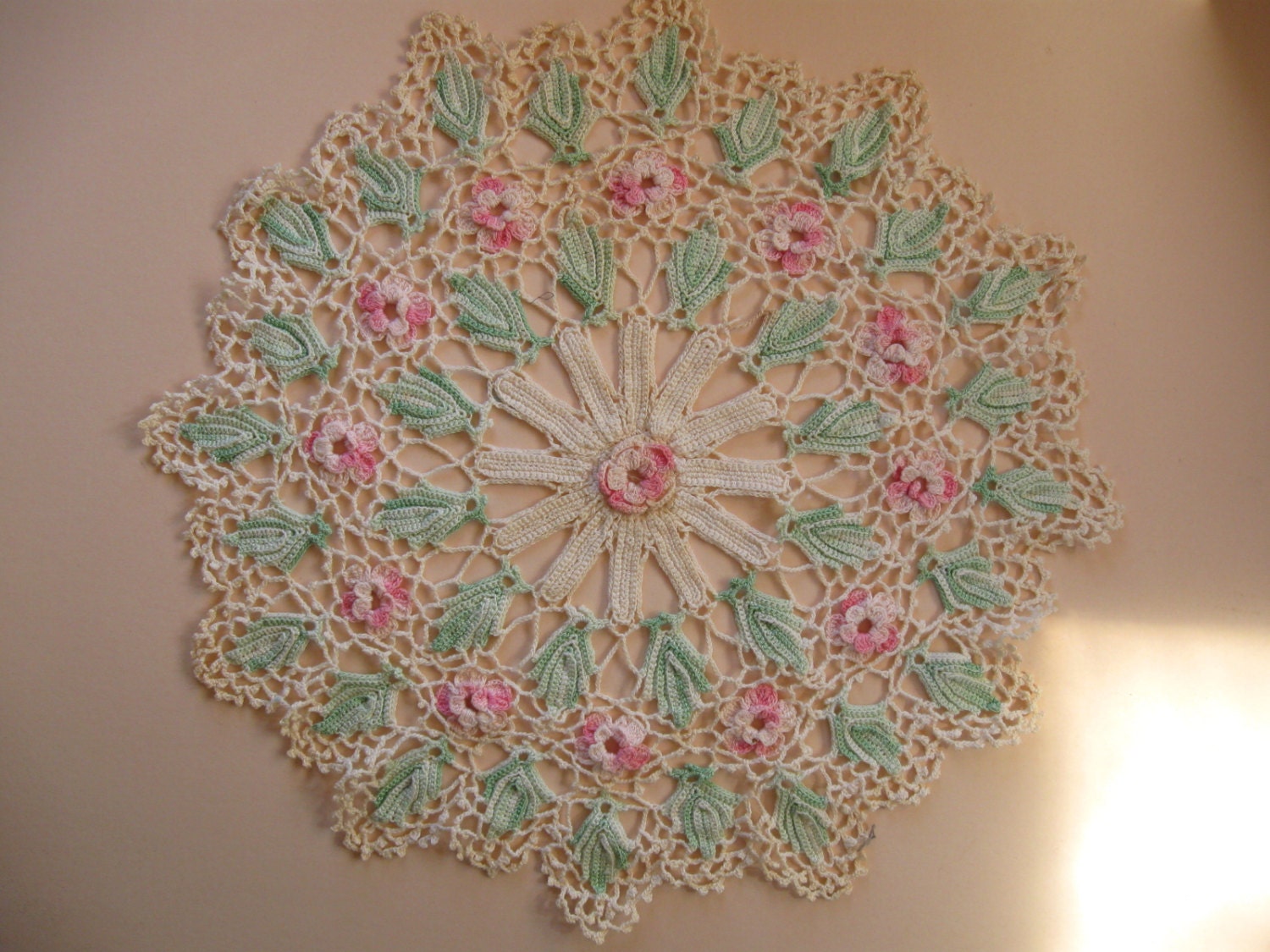 Pretty Vintage 1930s hand crocheted Lace Doily Centerpiece  white pink & green Floral design