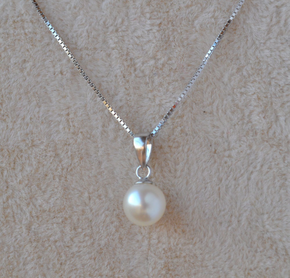 Round Pearl Necklace,18 inches sterling silver chain,6.5-7mm Freshwater pearl Necklace,white pearl necklace,wedding necklace,Free Shipping