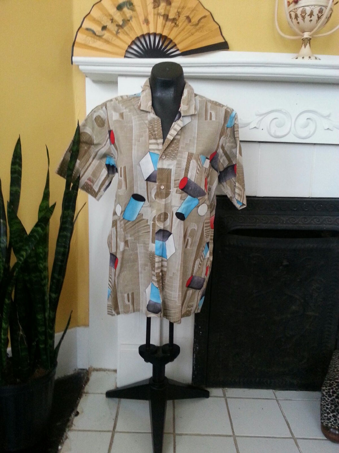 Great 1970s abstract geometric mod shirt