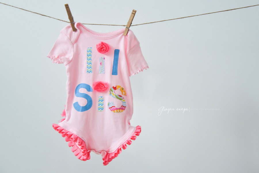 lil sis onesie leg OR bottom ruffle, birth announcement, little sister, lil sis, lil sis onesie, big sister shirt, sibling shirts